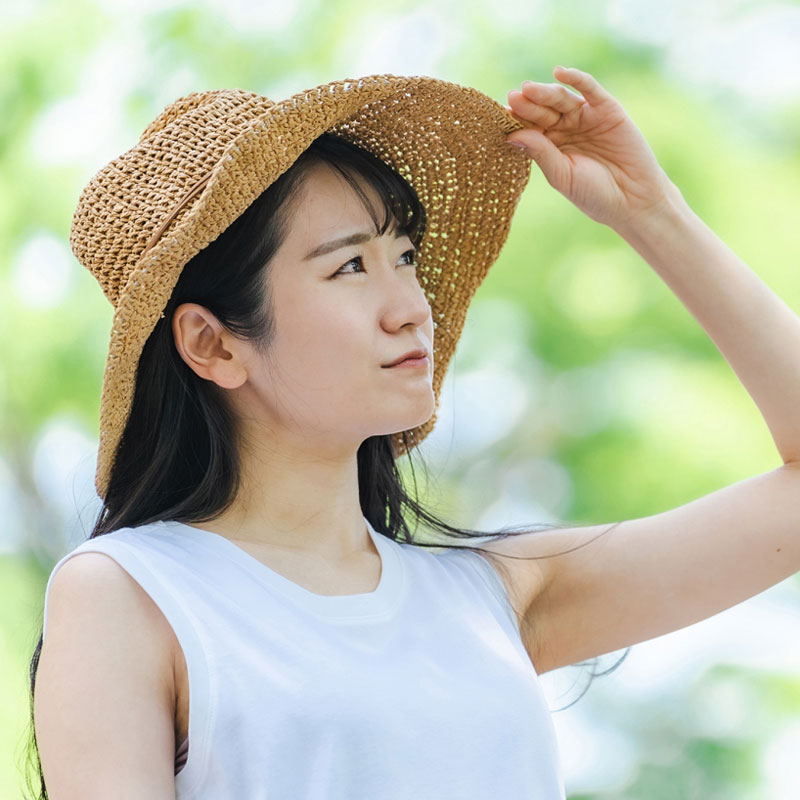 帽子、トップス